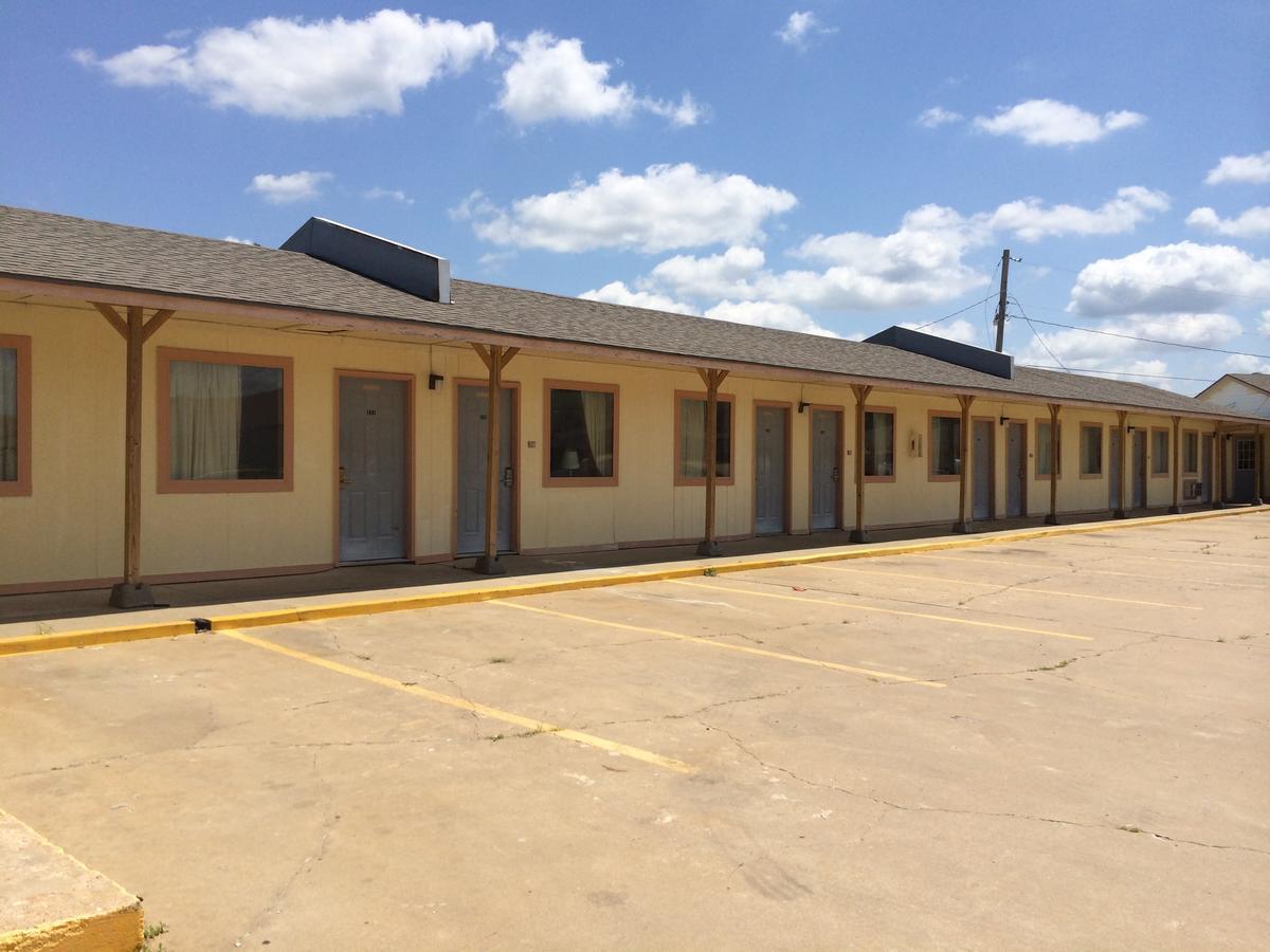 Lake Shore Motel Mannford Екстериор снимка