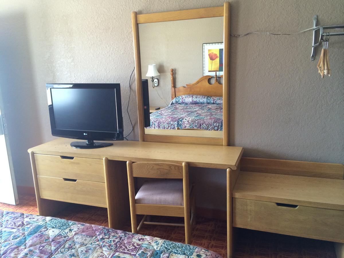 Lake Shore Motel Mannford Екстериор снимка